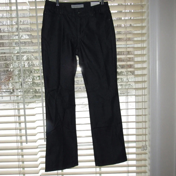 NWT Chico's Platinum Boot Leg Denim Jeans Size 0 - Picture 1 of 7